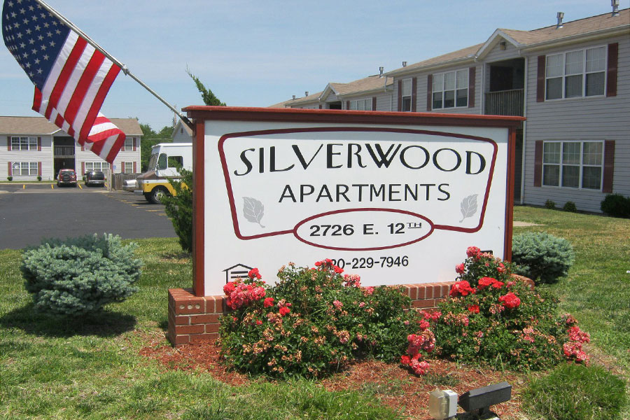 Photo Gallery Silverwood Apartments In Winfield, Kansas